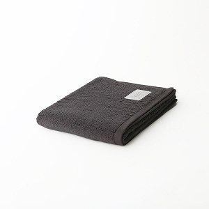 チャコールグレー