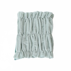 パウダーブルー