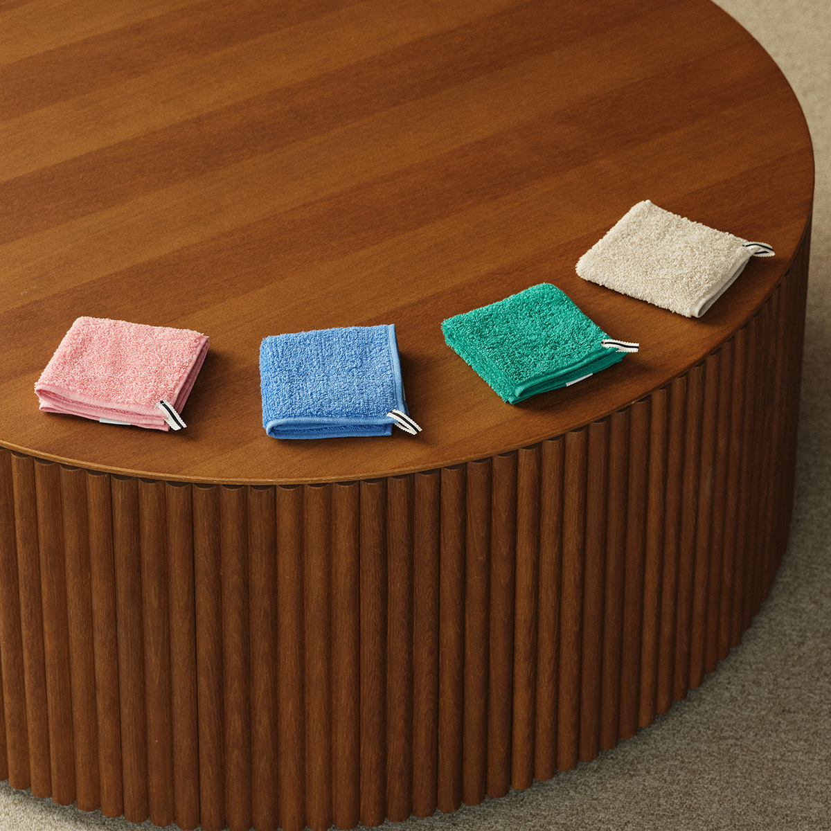 コンパクトパイル ミニタオルハンカチ オーシャン 3/6発売