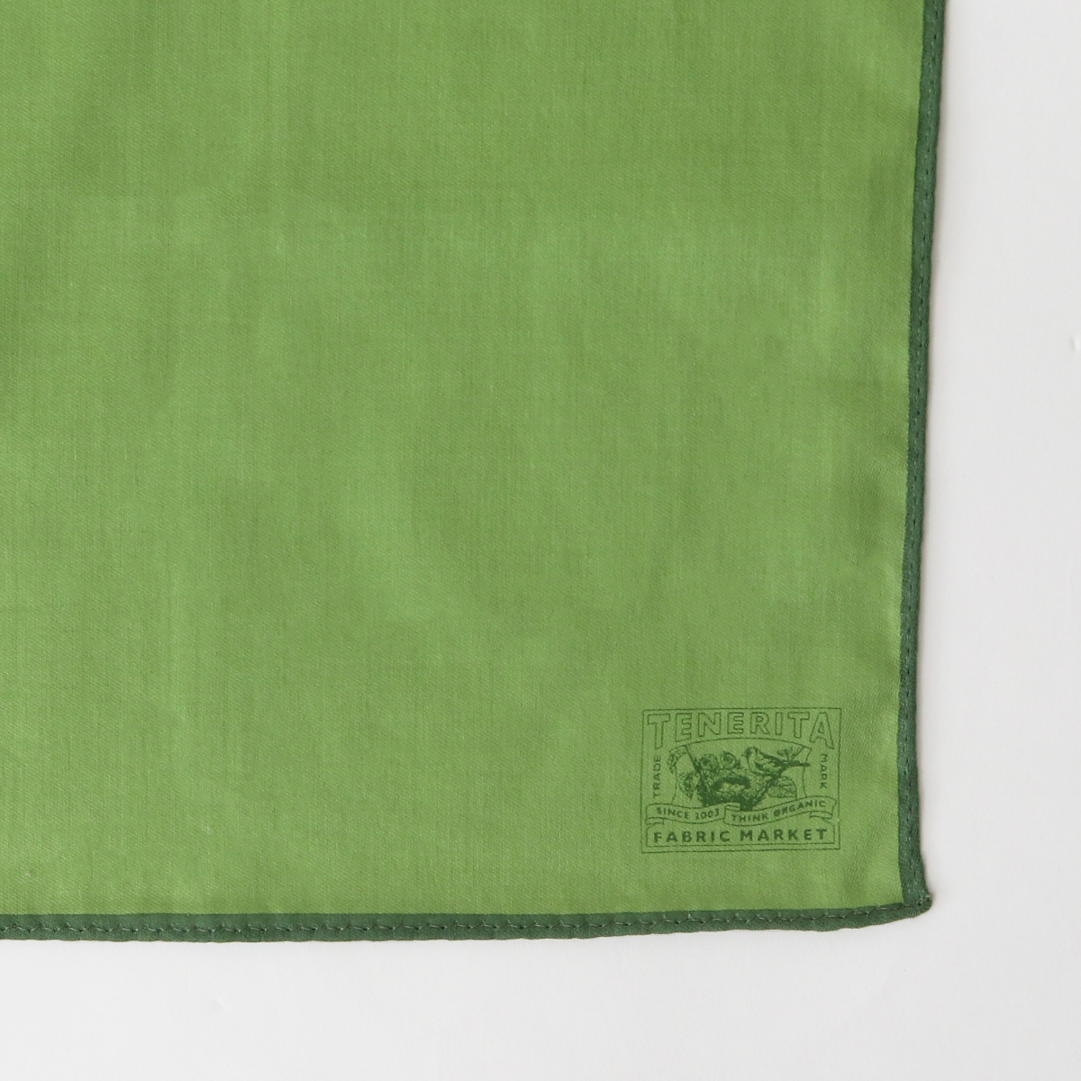 サテンハンカチ ベージュ FREE