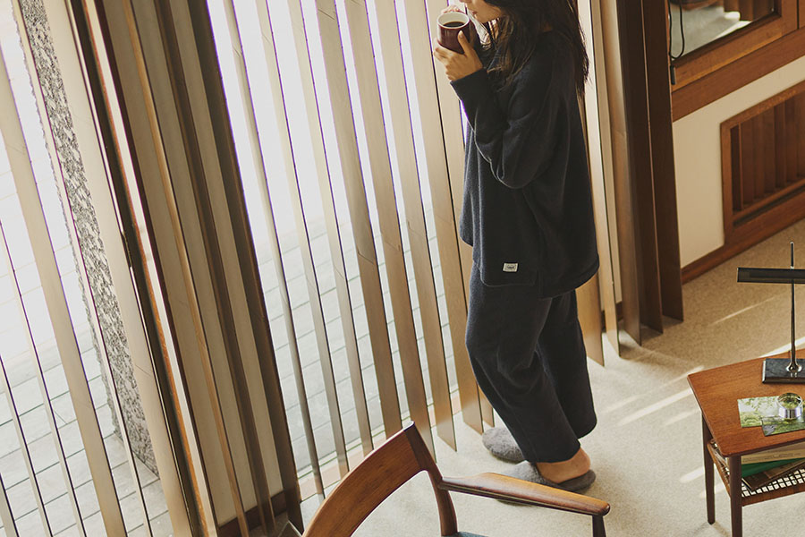 パイルのやさしさとジャージのやわらかさを合わせたルームウェア