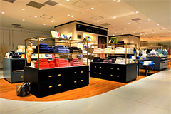 ニュウマン横浜店